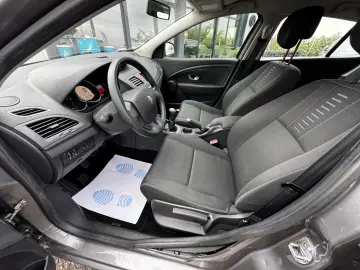 RENAULT MEGANE    1.6 BENZINA