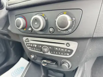 RENAULT MEGANE    1.6 BENZINA