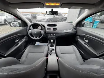 RENAULT MEGANE    1.6 BENZINA