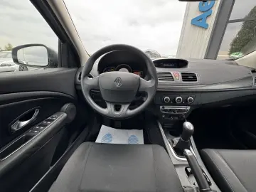 RENAULT MEGANE    1.6 BENZINA