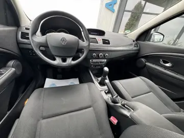 RENAULT MEGANE    1.6 BENZINA