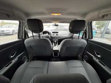 RENAULT MEGANE    1.6 BENZINA