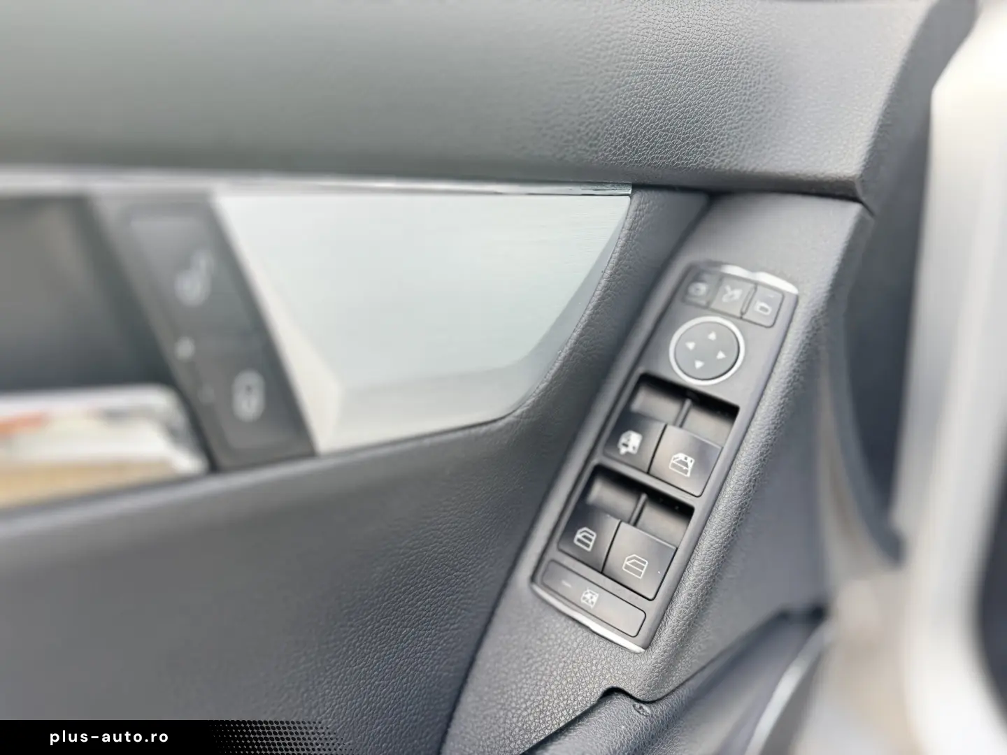 MERCEDES-BENZ C180 KOMPRESOR