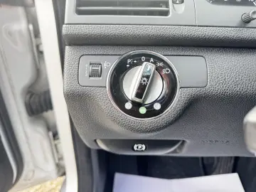 MERCEDES-BENZ C180 KOMPRESOR