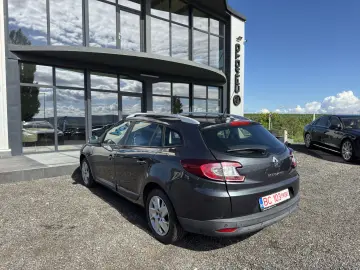 RENAULT MEGANE    1.5 dCi    AUTOMAT