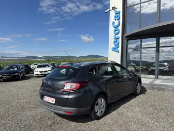 RENAULT MEGANE    1.5 dCi    AUTOMAT