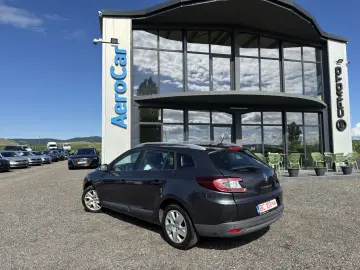 RENAULT MEGANE    1.5 dCi    AUTOMAT