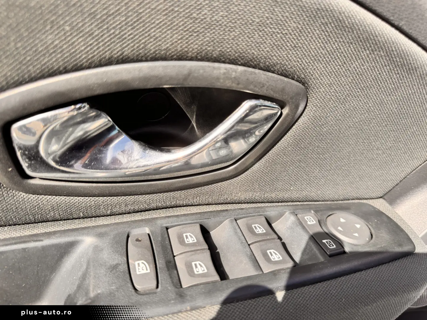 RENAULT MEGANE    1.5 dCi    AUTOMAT