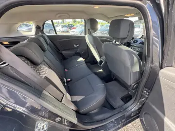 RENAULT MEGANE    1.5 dCi    AUTOMAT