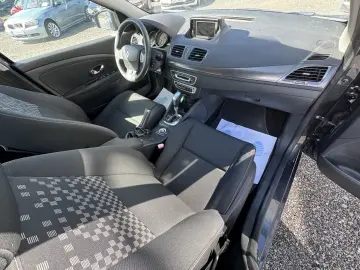 RENAULT MEGANE    1.5 dCi    AUTOMAT