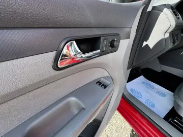 VOLKSWAGEN CADDY    1.4 FSI