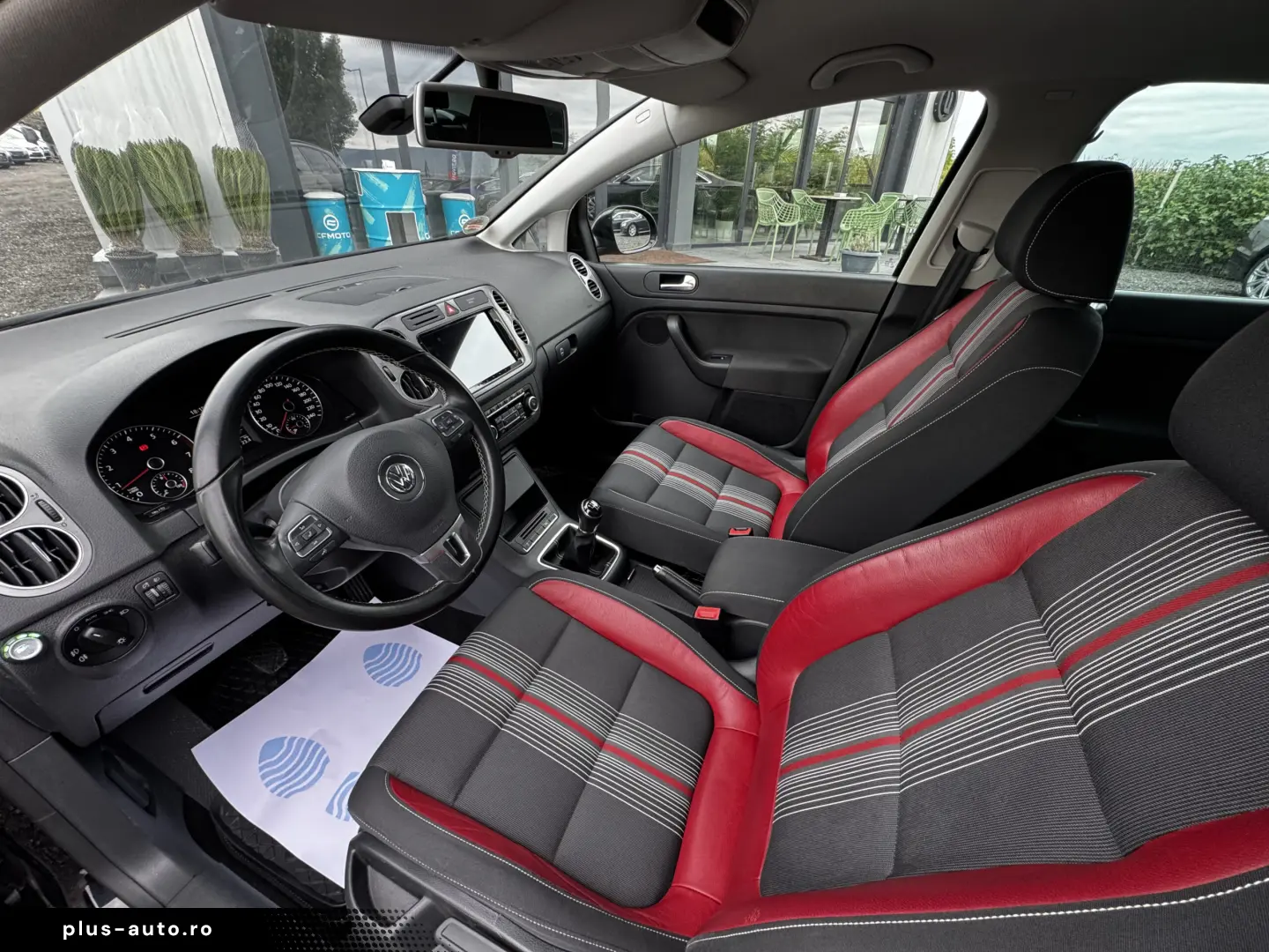 VOLKSWAGEN GOLF VI PLUS    DUBLU CLIMA