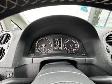 VOLKSWAGEN GOLF VI PLUS    DUBLU CLIMA