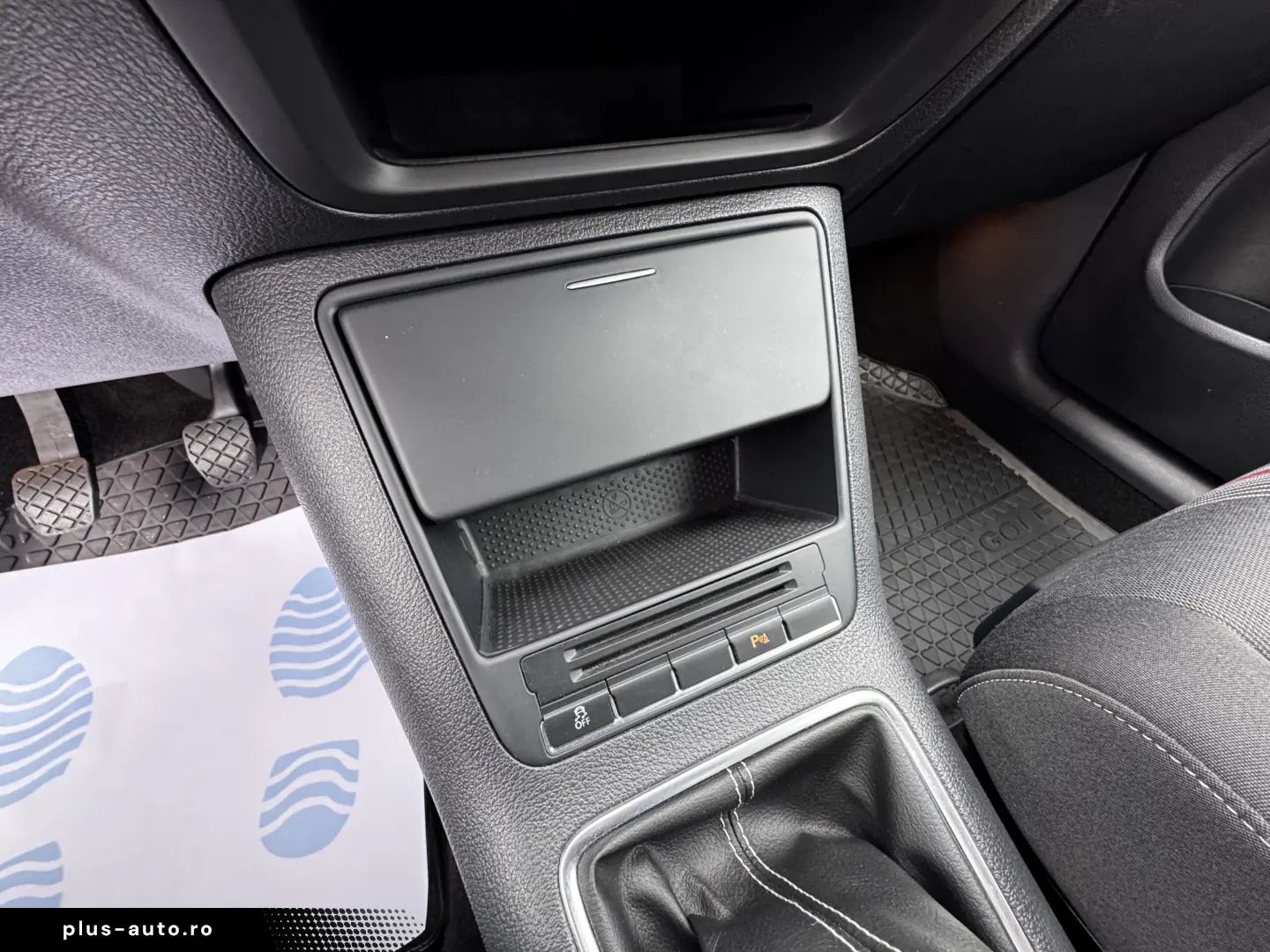 VOLKSWAGEN GOLF VI PLUS    DUBLU CLIMA