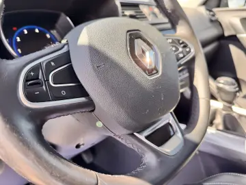 RENAULT KADJAR    UNIC PROPRIETAR