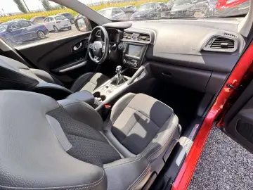 RENAULT KADJAR    UNIC PROPRIETAR