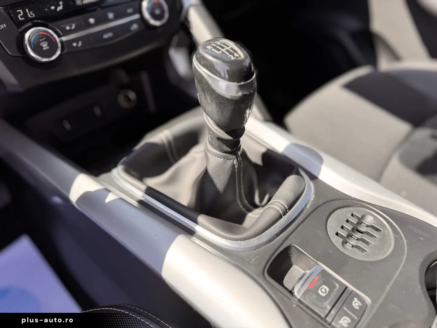 RENAULT KADJAR    UNIC PROPRIETAR