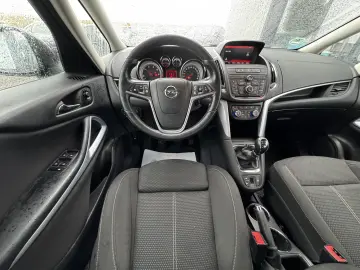 OPEL ZAFIRA TOURER    EURO 6