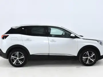 Peugeot 3008 1.2 PureTech Turbo S&S Allure
