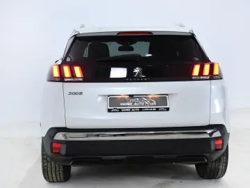 Peugeot 3008 1.2 PureTech Turbo S&S Allure