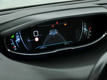 Peugeot 3008 1.2 PureTech Turbo S&S Allure