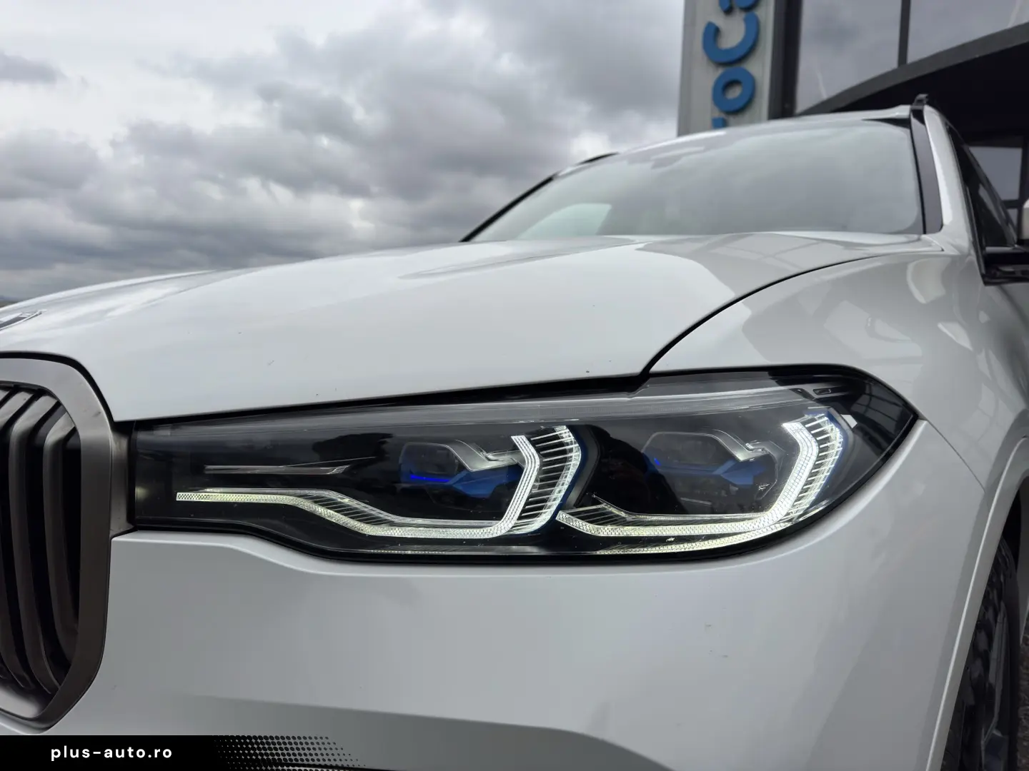 BMW X7 M50d    FARURI LASER