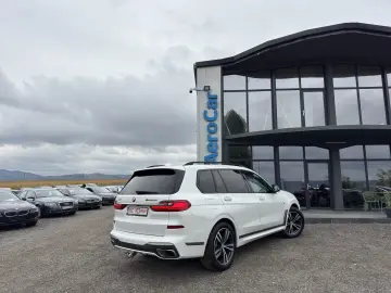 BMW X7 M50d    FARURI LASER