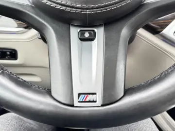 BMW X7 M50d    FARURI LASER