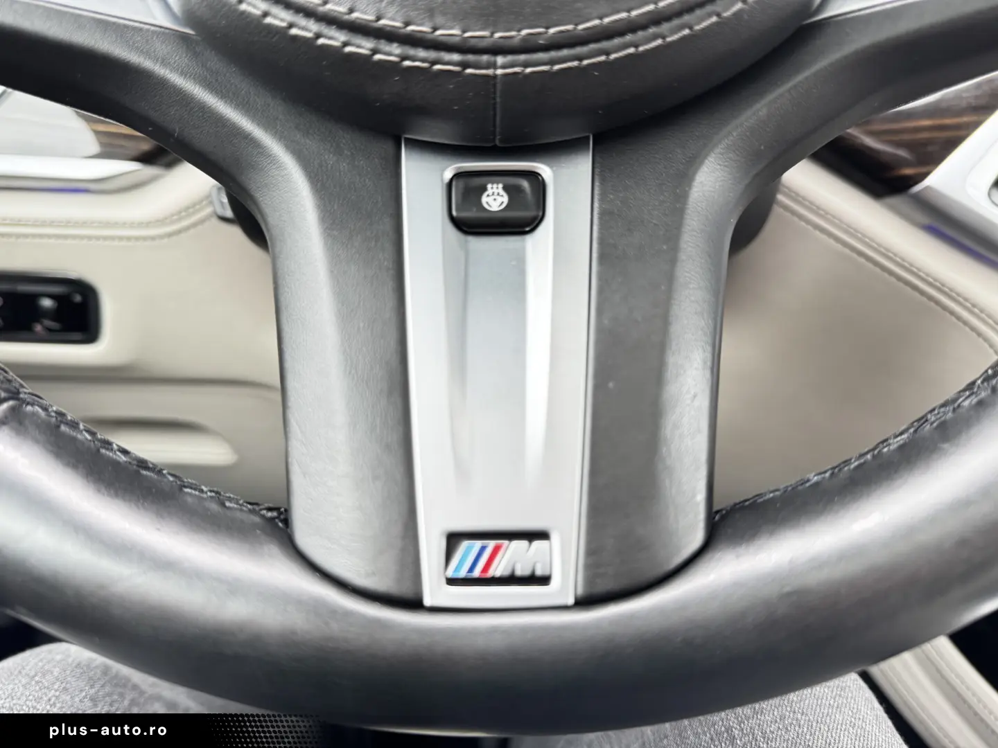BMW X7 M50d    FARURI LASER