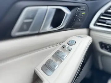 BMW X7 M50d    FARURI LASER