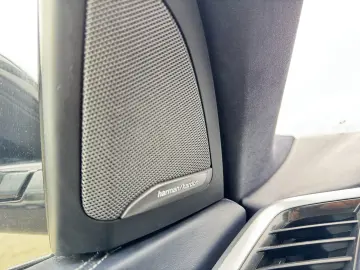 BMW X7 M50d    FARURI LASER