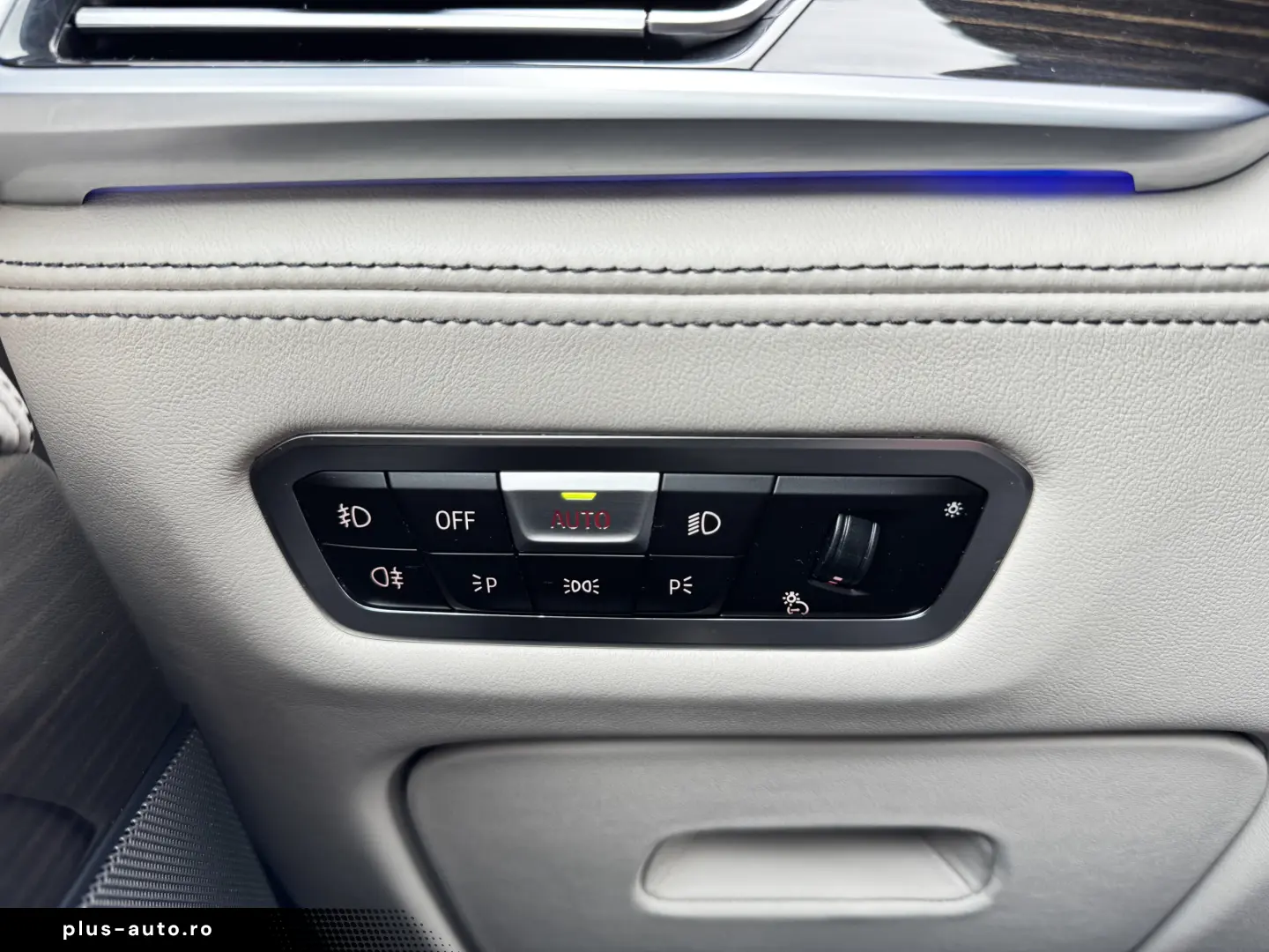 BMW X7 M50d    FARURI LASER