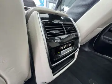 BMW X7 M50d    FARURI LASER