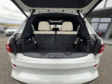 BMW X7 M50d    FARURI LASER