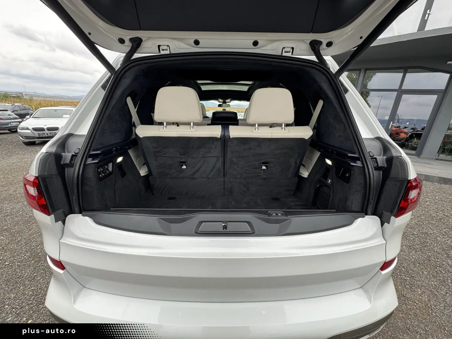 BMW X7 M50d    FARURI LASER