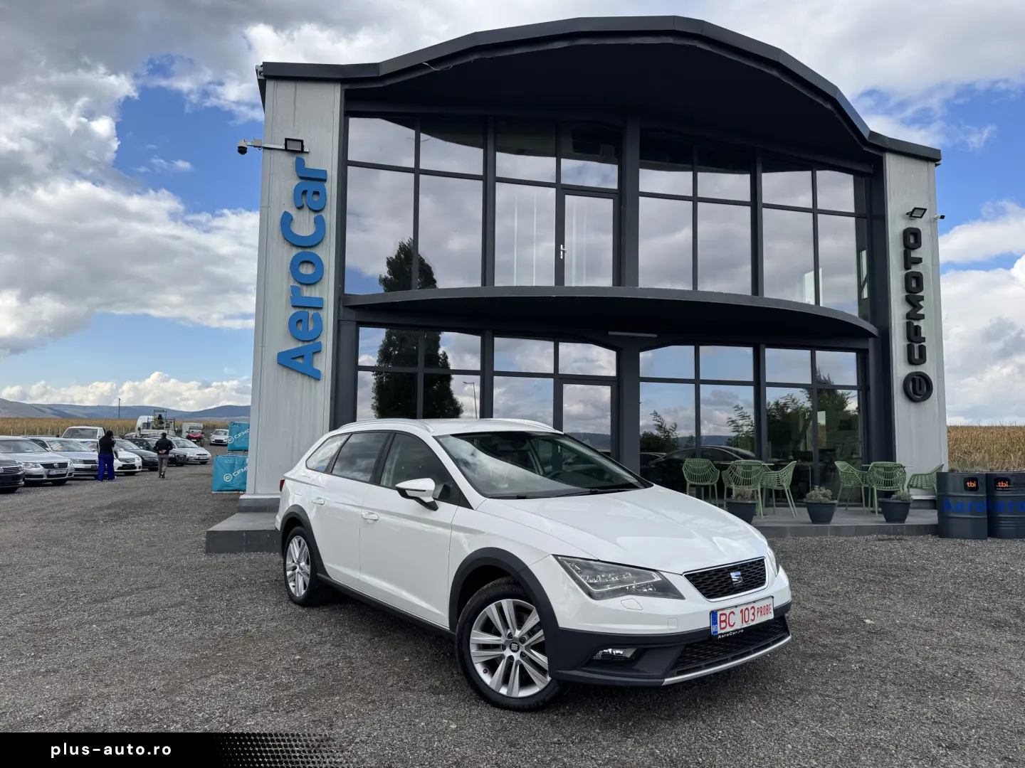 SEAT LEON XPERIENCE    2.0 TDI    AUTOMAT