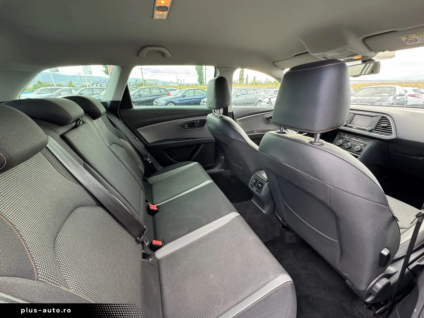 SEAT LEON XPERIENCE    2.0 TDI    AUTOMAT