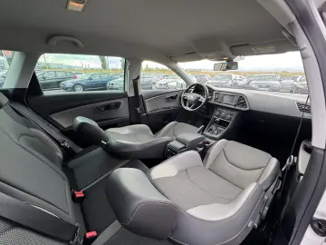 SEAT LEON XPERIENCE    2.0 TDI    AUTOMAT