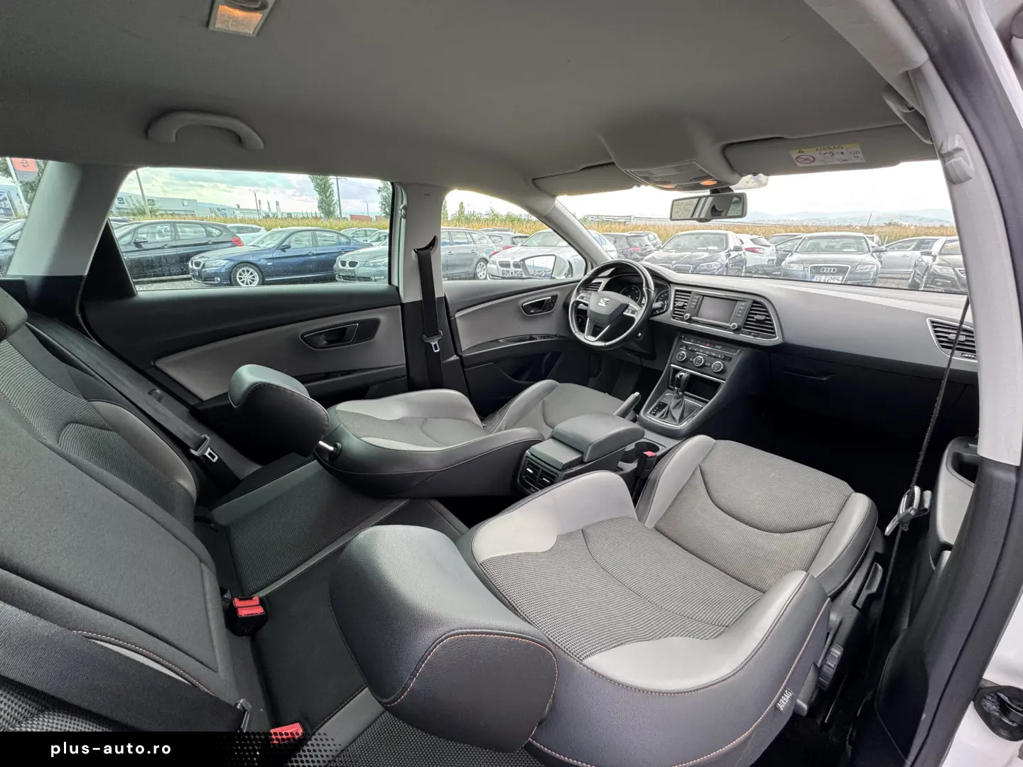 SEAT LEON XPERIENCE    2.0 TDI    AUTOMAT