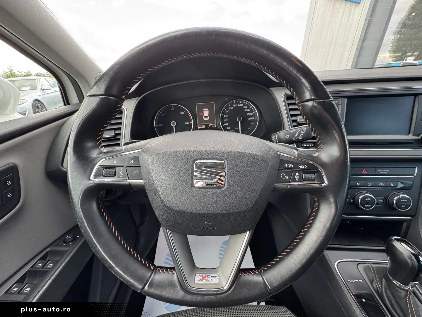 SEAT LEON XPERIENCE    2.0 TDI    AUTOMAT