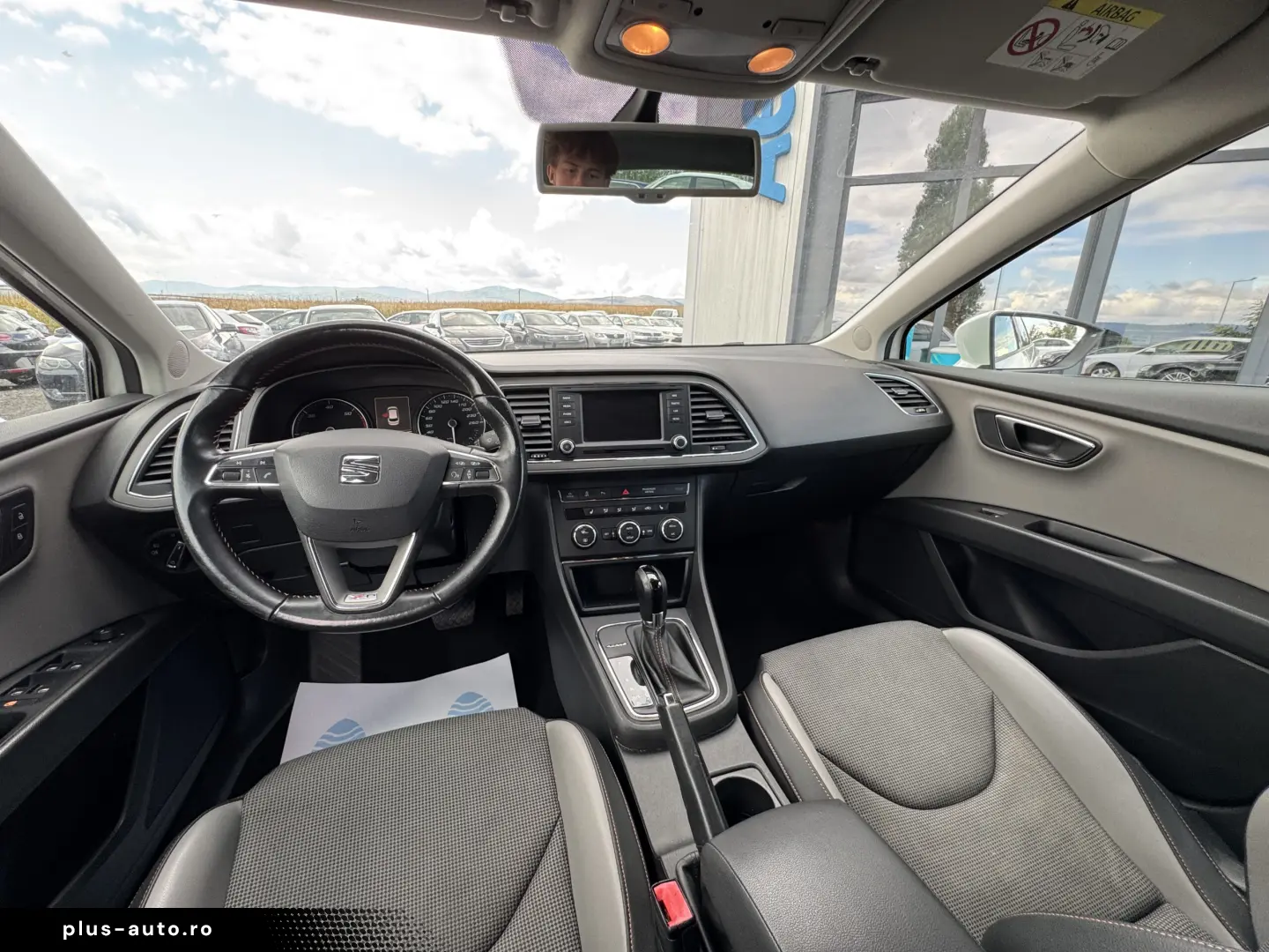 SEAT LEON XPERIENCE    2.0 TDI    AUTOMAT