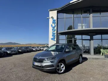 SKODA KAROQ    AUTOMAT