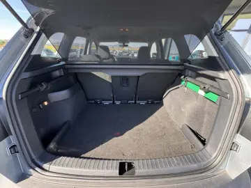 SKODA KAROQ    AUTOMAT