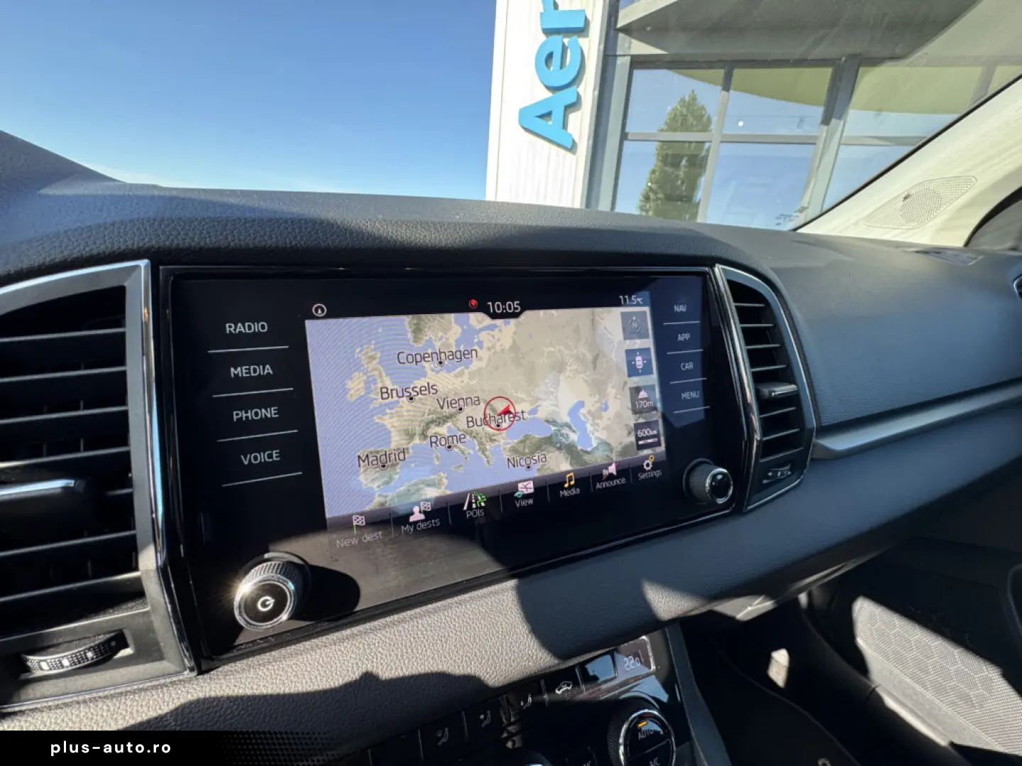 SKODA KAROQ    AUTOMAT