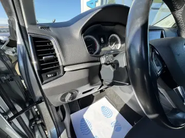 SKODA KAROQ    AUTOMAT