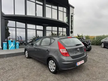 HYNDAI I30    110 CP    AER CONDITIONAT