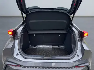 TOYOTA C-HR 1.8 Hybrid Team Deutschland  Technik-Paket