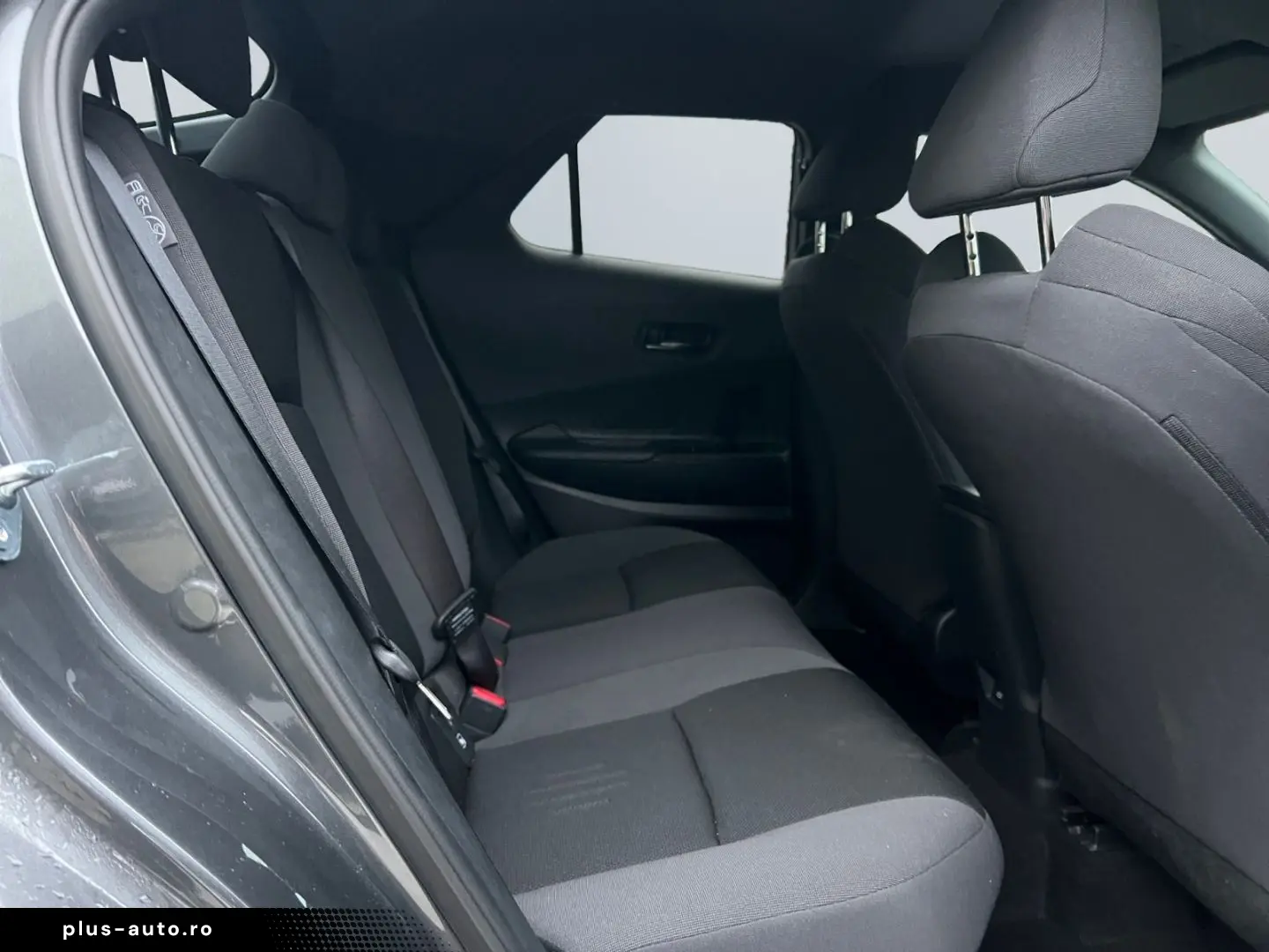 TOYOTA C-HR 1.8 Hybrid Team Deutschland  Technik-Paket