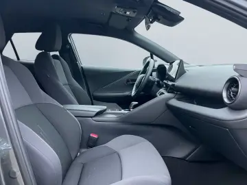 TOYOTA C-HR 1.8 Hybrid Team Deutschland  Technik-Paket