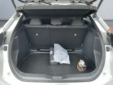 TOYOTA C-HR 1.8 Hybrid Teamplayer  Technik Paket Kamera